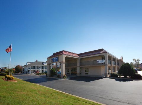 Days & By Wyndham Near Robins Afb 2* Warner Robins