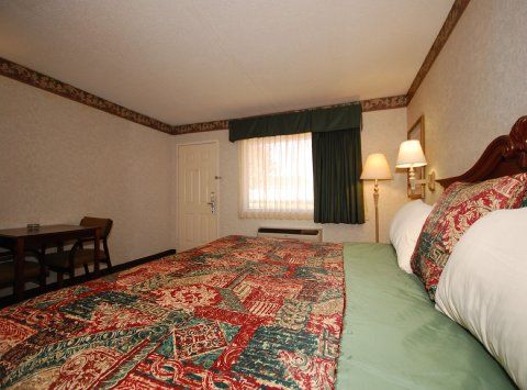 Days & By Wyndham Near Robins Afb