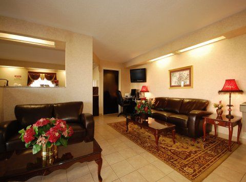 Days & By Wyndham Near Robins Afb Hotel